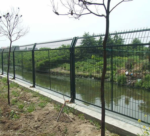 光伏板園圍欄